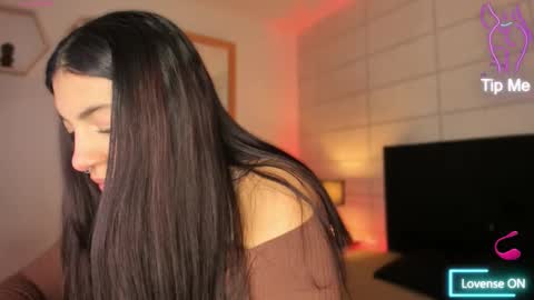 Snapshot of christine_harper chatting on September 2025 12:10:02 PM Christine online show from September 2025 12:10:02 PM