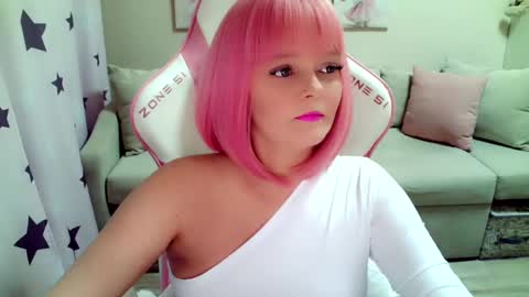 Christi online show from March 2025 07:38:02 AM