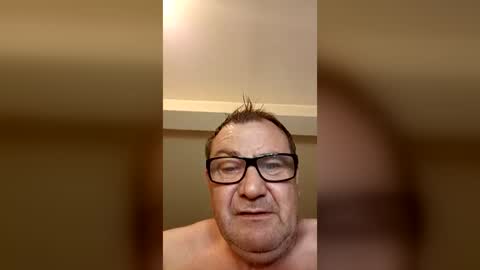 Snapshot of christophe4b chatting on June 2026 01:36:01 PM christophe4b online show from June 2026 01:36:01 PM