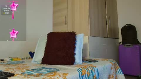 Snapshot of christopher__vans chatting on November 2025 10:51:01 AM CHRISTOPHER online show from November 2025 10:51:01 AM