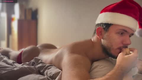 Snapshot of christophertan chatting on December 2024 05:22:02 PM Christopher online show from December 2024 05:22:02 PM