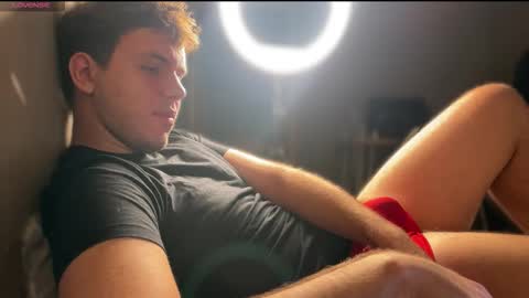 Snapshot of christophertan chatting on September 2025 09:33:02 AM Christopher online show from September 2025 09:33:02 AM