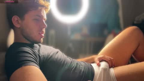 Snapshot of christophertan chatting on September 2025 10:09:02 AM Christopher online show from September 2025 10:09:02 AM