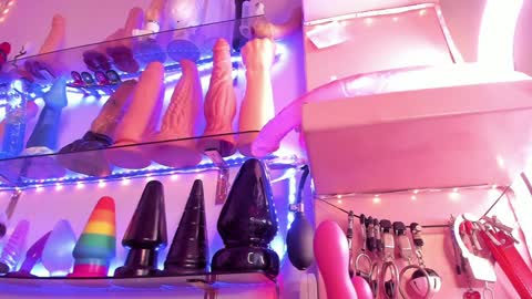 christy online show from December 2024 12:11:02 AM