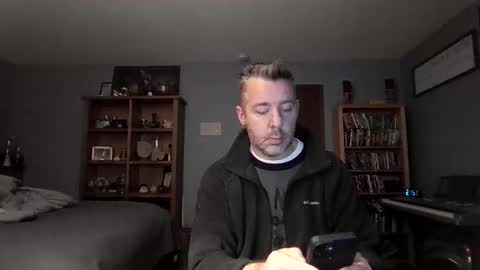 chrisw8121 online show from November 2025 10:45:01 PM