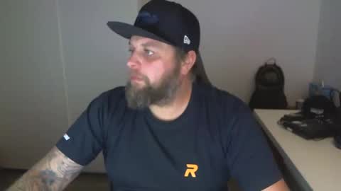 Chrizz online show from December 2024 09:55:01 PM