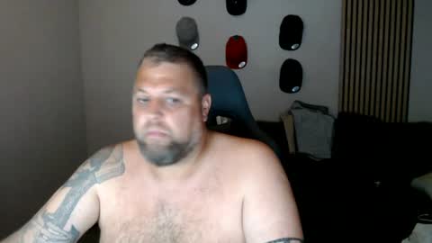 Snapshot of chrizz80 chatting on July 2026 11:40:02 PM Chrizz online show from July 2026 11:40:02 PM