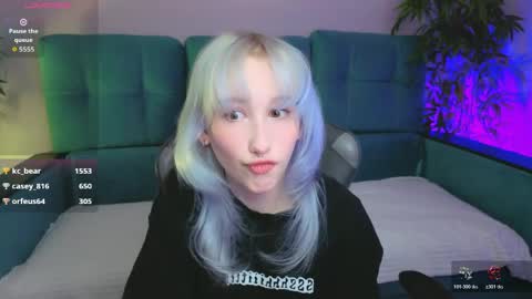 Snapshot of chrome_heartz chatting on April 2026 02:01:02 PM EvaBlonde TayaBrunette EliieBlack hair online show from April 2026 02:01:02 PM