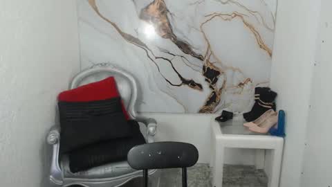 Snapshot of chrysta_12 chatting on September 2025 10:03:02 PM chrystal hotty online show from September 2025 10:03:02 PM