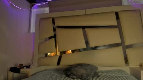 Snapshot of chrystal_jade chatting on March 2026 12:53:02 PM instagram chrystaljade.1 online show from March 2026 12:53:02 PM