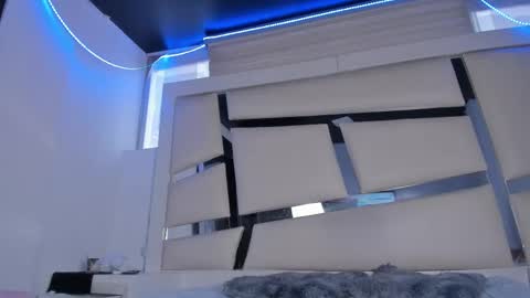 Snapshot of chrystal_jade chatting on March 2026 01:16:02 PM instagram chrystaljade.1 online show from March 2026 01:16:02 PM