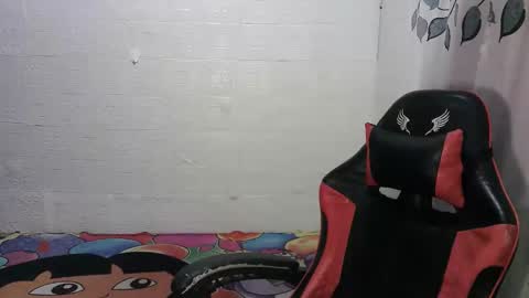 chubbycheeks27 online show from April 2026 04:17:02 PM