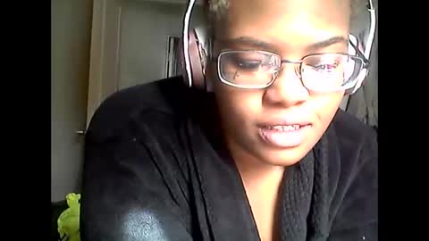 Snapshot of chubbygirl1300 chatting on April 2026 08:28:02 PM Mommy milf online show from April 2026 08:28:02 PM