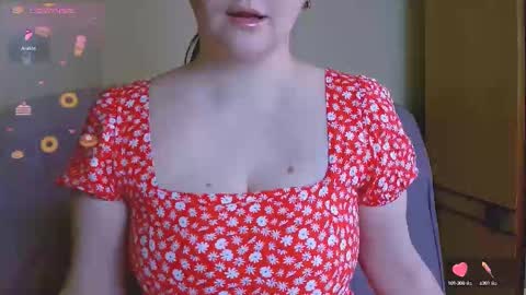 Maia online show from March 2025 09:42:01 AM
