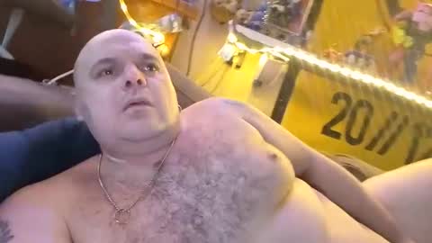 Snapshot of chubbyman40 chatting on February 2026 03:48:02 PM chubbyman40 online show from February 2026 03:48:02 PM