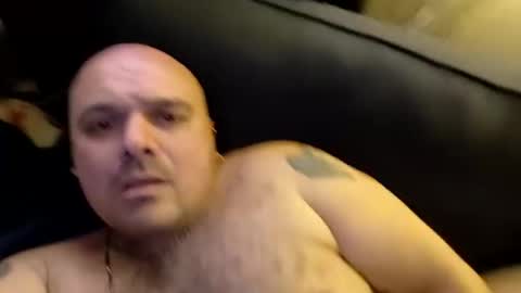 Snapshot of chubbyman40 chatting on April 2026 07:44:02 PM chubbyman40 online show from April 2026 07:44:02 PM