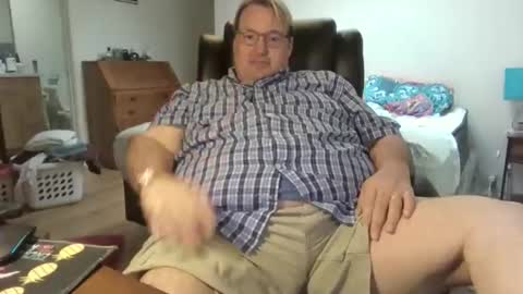 Snapshot of chubbywren chatting on March 2026 12:03:01 AM Wren online show from March 2026 12:03:01 AM