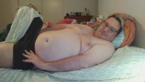 Snapshot of chubbywren chatting on March 2026 05:19:01 AM Wren online show from March 2026 05:19:01 AM