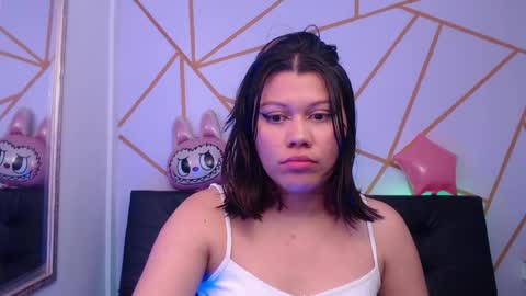 Snapshot of ciara__smith chatting on May 2026 05:03:02 AM ciara__smith online show from May 2026 05:03:02 AM