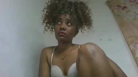 Snapshot of ciciazzhh chatting on March 2026 05:57:01 AM ciciazzhh online show from March 2026 05:57:01 AM