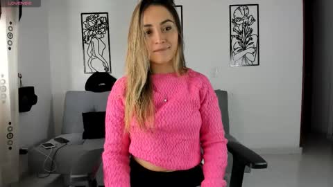 Ciindy Lovers online show from September 2025 04:17:01 PM