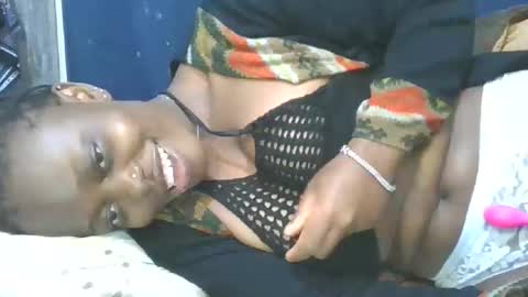 Snapshot of cilia_petite chatting on November 2025 02:34:01 AM cilia petite online show from November 2025 02:34:01 AM