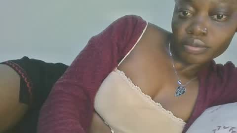 Snapshot of cilia_petite chatting on November 2025 10:42:02 PM cilia petite online show from November 2025 10:42:02 PM