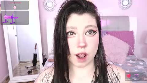 Cinamoon online show from May 2026 05:38:01 AM