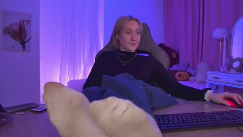 Snapshot of cinbellamy chatting on February 2026 06:22:01 AM Cin Bellamy online show from February 2026 06:22:01 AM