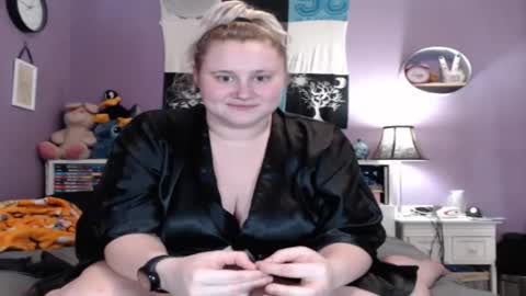 Cinna online show from November 2025 10:04:02 AM