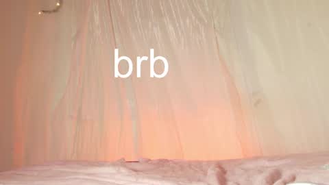 Snapshot of cinnamon__criss chatting on January 2025 06:42:01 AM cinnamon__criss online show from January 2025 06:42:01 AM