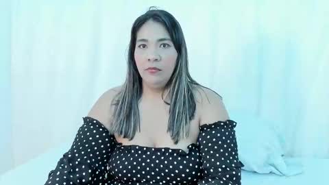 Nailha online show from February 2026 07:21:01 PM