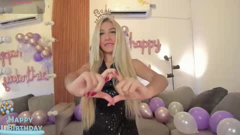 Cintia online show from February 2026 11:22:02 AM