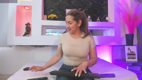 Snapshot of cinthya_mjs chatting on February 2026 12:05:02 PM Cinthya online show from February 2026 12:05:02 PM