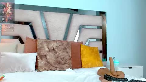 Cintia Hills online show from January 2025 08:29:01 AM