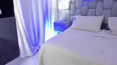 CintiaCollins  online show from December 2024 03:15:01 AM