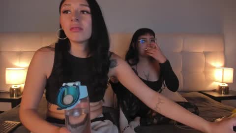 Snapshot of cintya_kors chatting on February 2025 02:50:02 AM Cintya online show from February 2025 02:50:02 AM