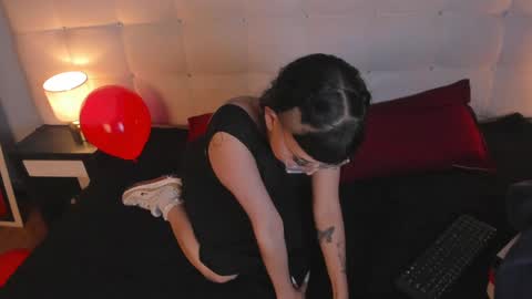 Snapshot of cintya_kors chatting on February 2025 01:09:02 AM Cintya online show from February 2025 01:09:02 AM