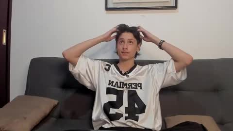 Snapshot of cirosky_elchicopolla chatting on December 2025 04:39:01 AM cirosky_elchicopolla online show from December 2025 04:39:01 AM