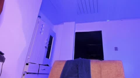 Snapshot of cj_davis1 chatting on April 2026 03:39:02 AM cj_davis1 online show from April 2026 03:39:02 AM