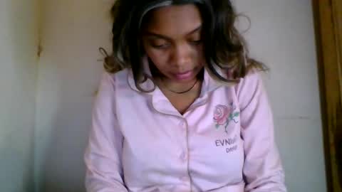 Snapshot of ckamilla45 chatting on October 2025 03:04:01 AM ckamilla45 online show from October 2025 03:04:01 AM