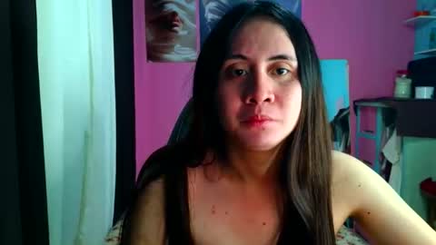 Snapshot of claire19xxx chatting on March 2026 12:01:01 PM Kassandra online show from March 2026 12:01:01 PM