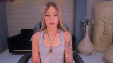 Snapshot of clairedawsonx chatting on April 2026 10:51:01 PM Claire Dawson online show from April 2026 10:51:01 PM