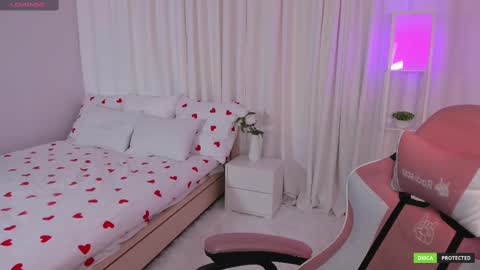 Snapshot of clairefaers chatting on March 2025 09:29:01 AM Claire Faers online show from March 2025 09:29:01 AM