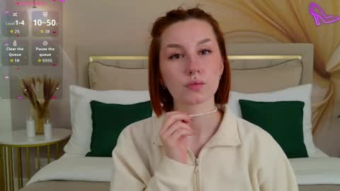 Snapshot of clairemathis chatting on March 2026 02:33:02 PM Claire online show from March 2026 02:33:02 PM