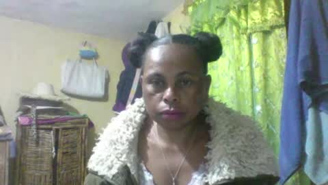 Snapshot of clairette9794 chatting on July 2026 07:11:01 PM clairette9794 online show from July 2026 07:11:01 PM