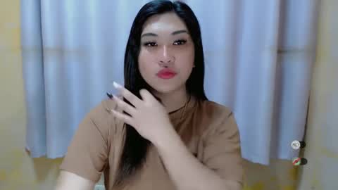 Snapshot of clairewntr_ chatting on January 2025 01:41:02 PM CLAIRE online show from January 2025 01:41:02 PM