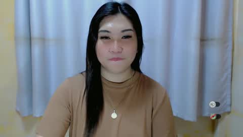 Snapshot of clairewntr_ chatting on January 2025 03:47:01 AM CLAIRE online show from January 2025 03:47:01 AM