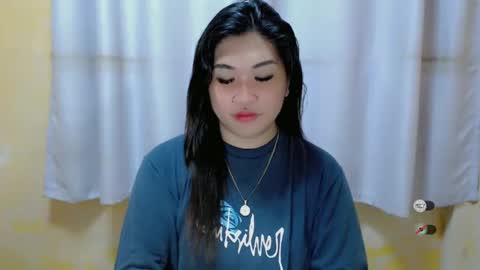 Snapshot of clairewntr_ chatting on January 2025 09:19:01 AM CLAIRE online show from January 2025 09:19:01 AM