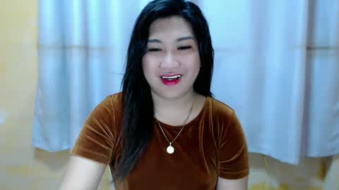 Snapshot of clairewntr_ chatting on January 2025 04:25:02 AM CLAIRE online show from January 2025 04:25:02 AM